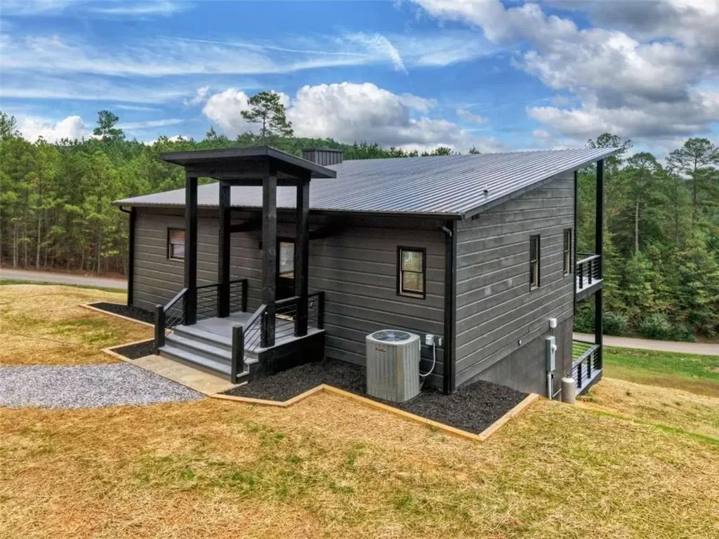 123 Ridgeline Drive, Turtletown, United States. - Photo 34