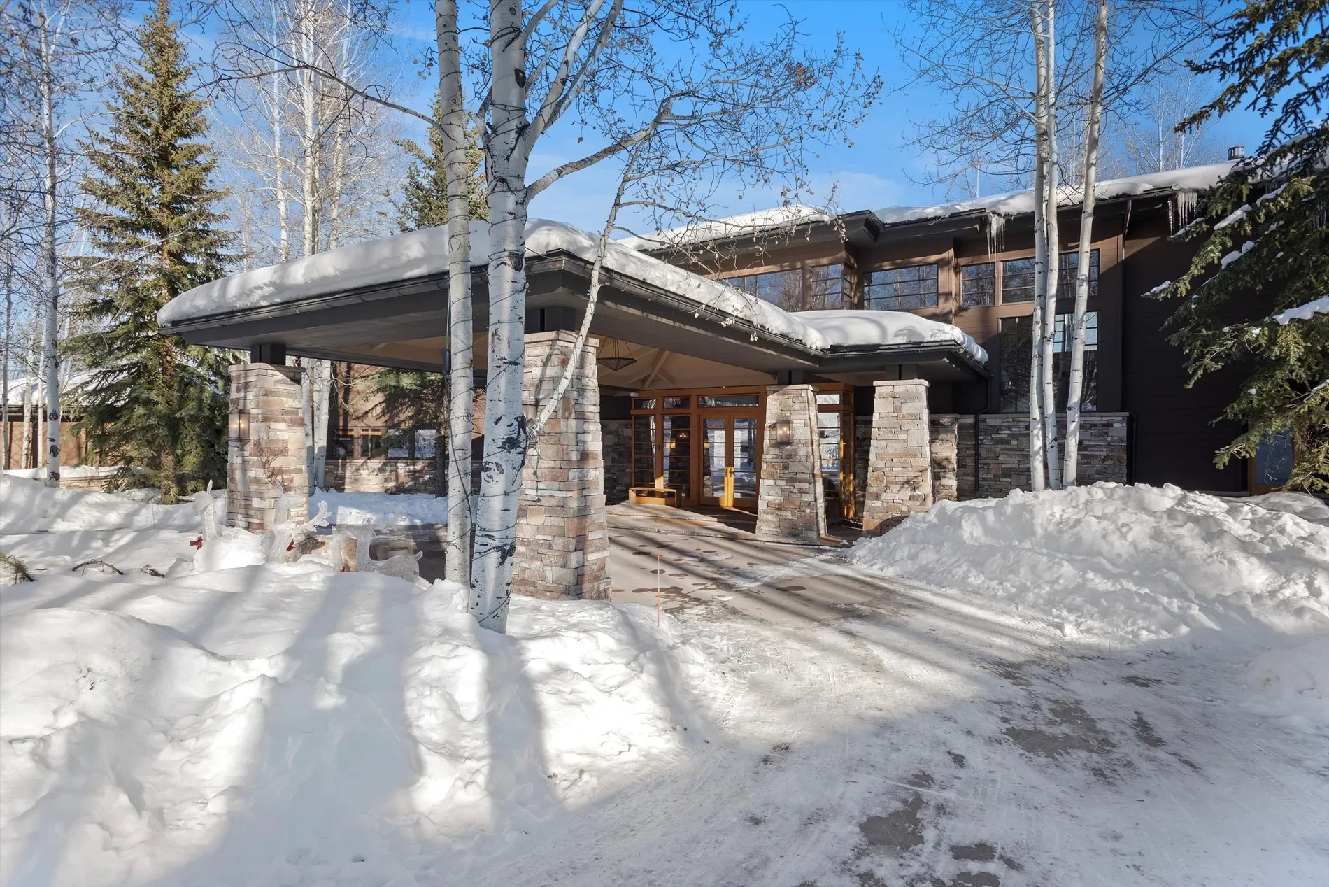 300 Eagle Pines Drive , Aspen, CO 81611, Aspen, Colorado, United States. - Photo 3