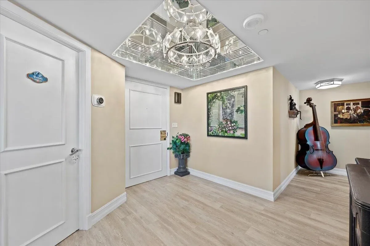 Gallery photo 7