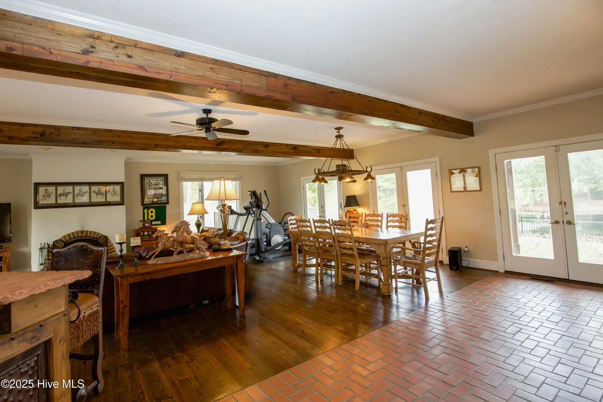 Gallery photo 7