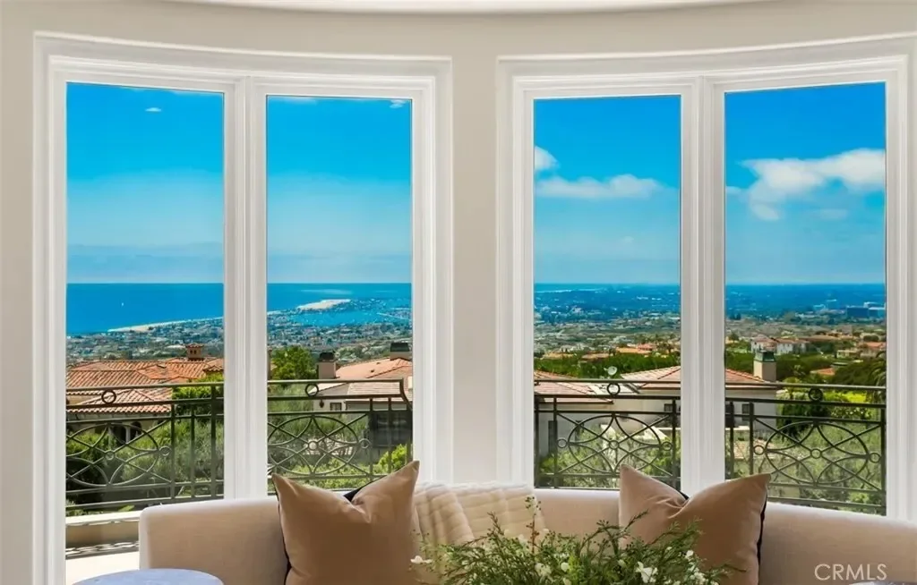 22 Pelican Crest Drive, Newport Beach, California, United States. - Photo 6