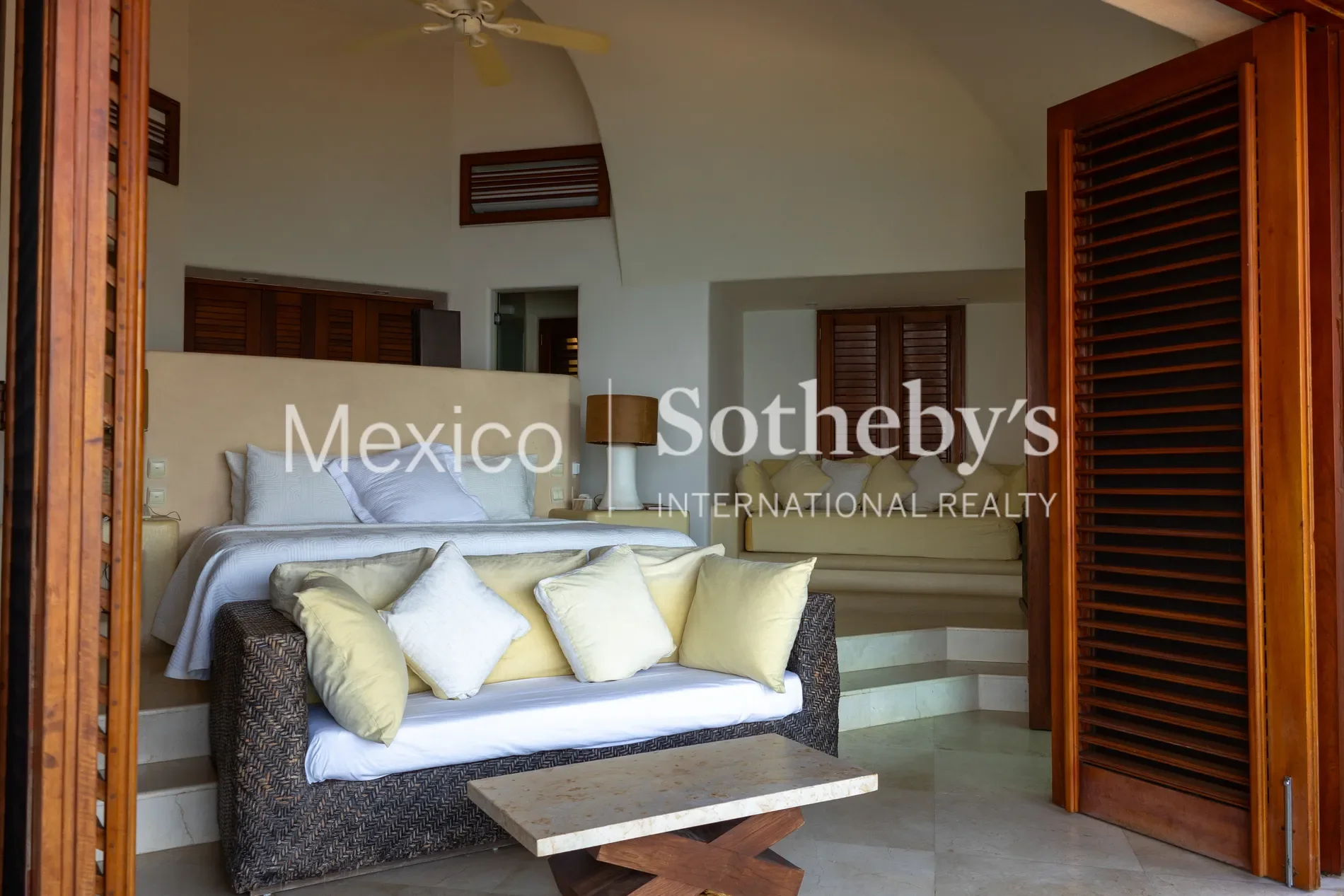 Gallery photo 2