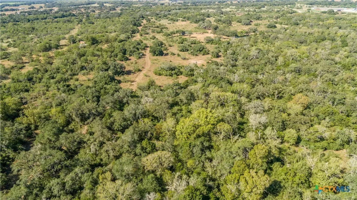 000 Stratton Road, Yoakum, TX 77995, Yoakum, Texas, United States. - Photo 2