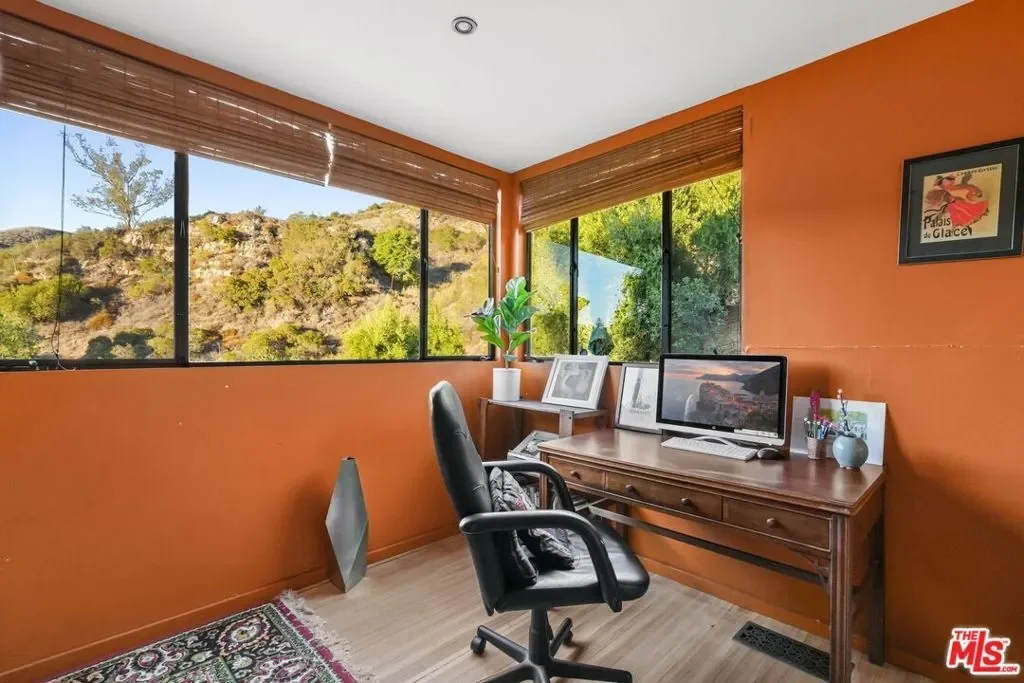 2158 Topanga Skyline Drive, Topanga, California, United States. - Photo 57