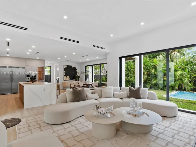 1259 SW 20th St, Miami, Florida, United States. - Photo 15