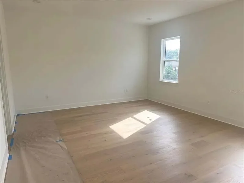 3301 W IOWA, TAMPA, FL, 33611, USA, Tampa, Florida, United States. - Photo 4