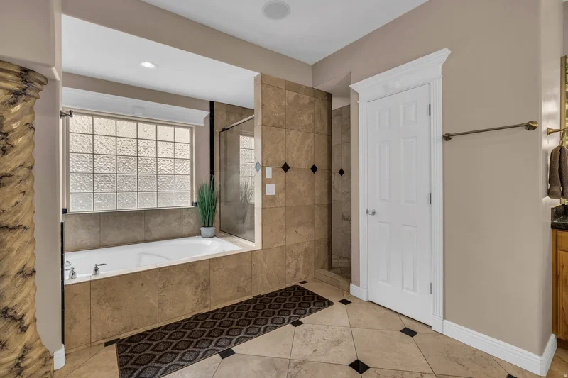 806 N 2500 W, Hurricane, Utah, United States. - Photo 27
