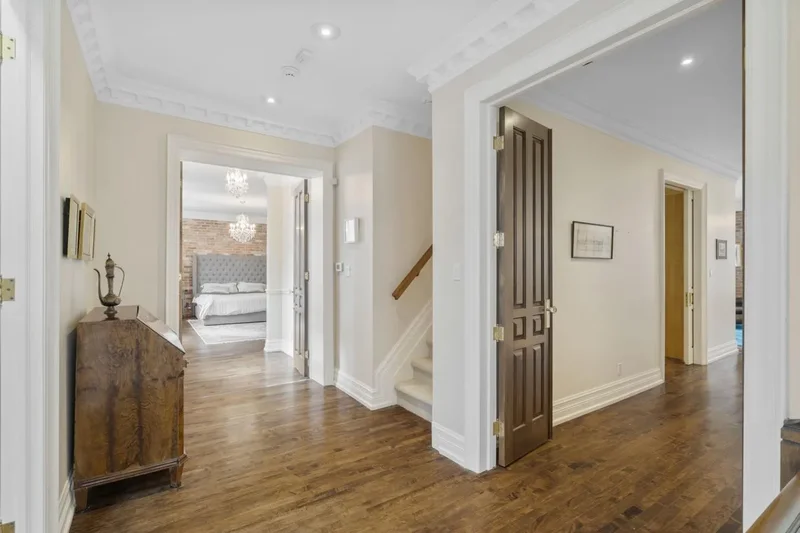 10 Pine Hill Road, Toronto, Ontario, Canada. - Photo 26