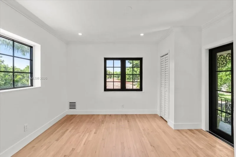 1426 Robbia Ave, Coral Gables, Florida, United States. - Photo 6