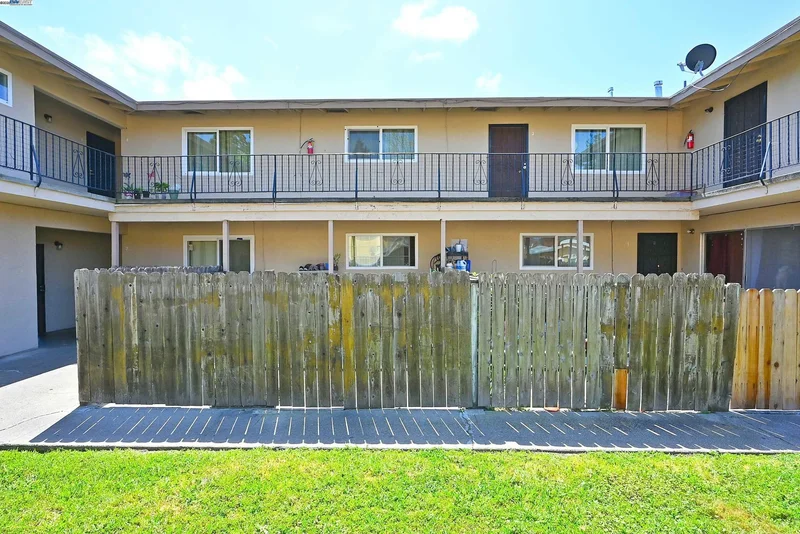 26231 Gamboa St, Hayward, California, United States. - Photo 5