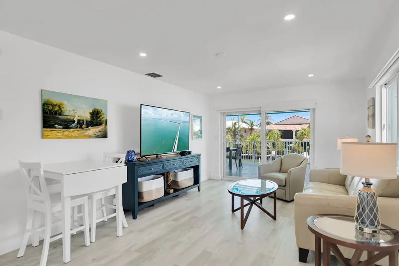 571 8th Street, Key Colony Beach, FL 33050, Key Colony Beach, Florida, United States. - Photo 8