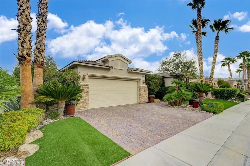 Single Family Residence in Las Vegas