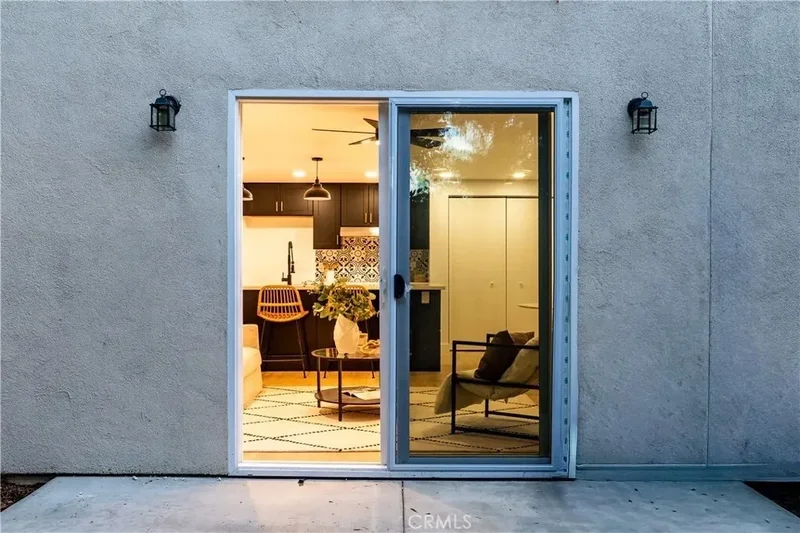 1189 Crenshaw Boulevard, Los Angeles, California, United States. - Photo 27