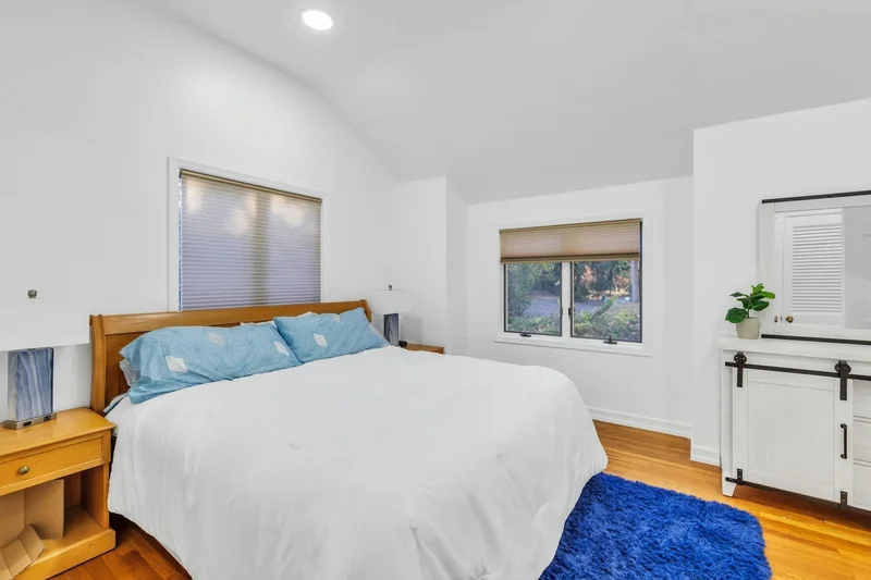 19 Bay Woods Dr, Hampton Bays, New York, United States. - Photo 60