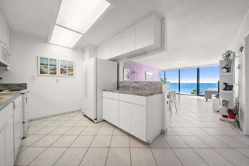 4767 Ocean Boulevard, #203, San Diego, CA, 92109, USA, San Diego, California, United States. - Photo 9