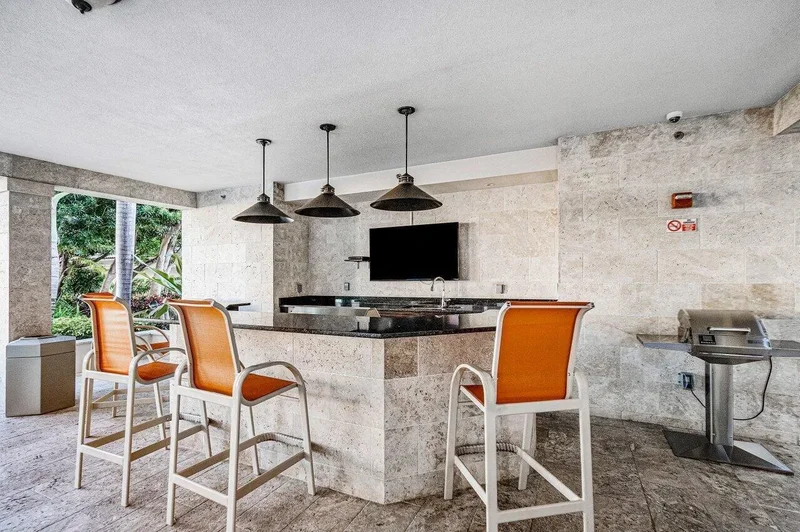 550 Okeechobee Boulevard 622, West Palm Beach, Florida, United States. - Photo 50
