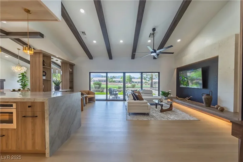 2633 Legend Drive, Las Vegas, Nevada, United States. - Photo 6