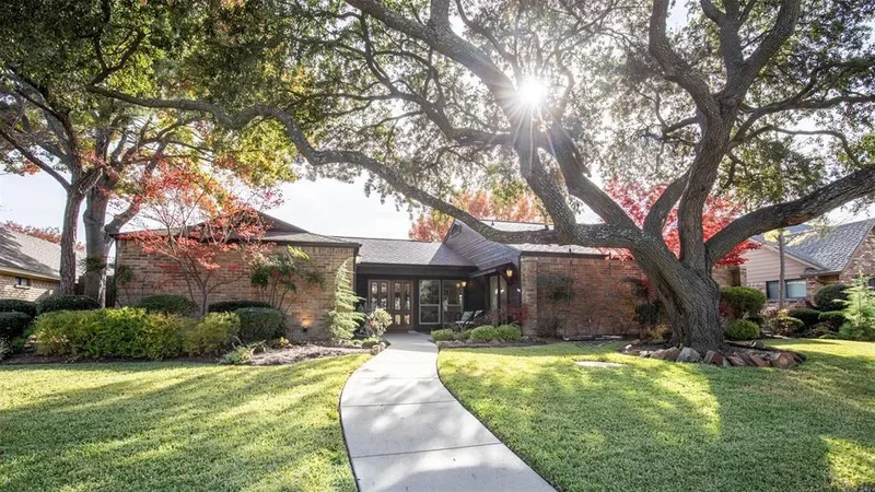 3020 Montego Place, Plano, Texas, United States. - Photo 2