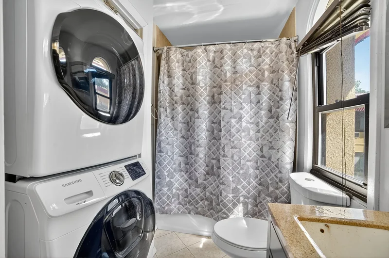 12 Granada Crescent 20, White Plains, NY 10603, White Plains, New York, United States. - Photo 4
