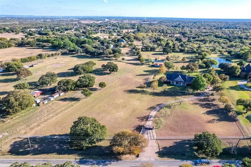 350 Turner Warnell Road, Mansfield, TX 76063, Mansfield, Texas, United States. - Photo 38