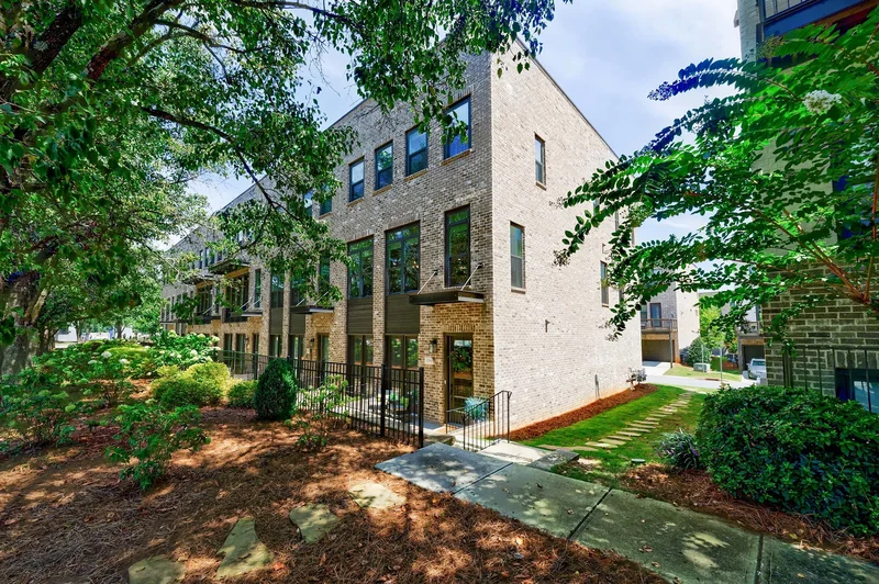 1586 Aldworth Place SE, Atlanta, GA 30339-5807, Atlanta, Georgia, United States. - Photo 20