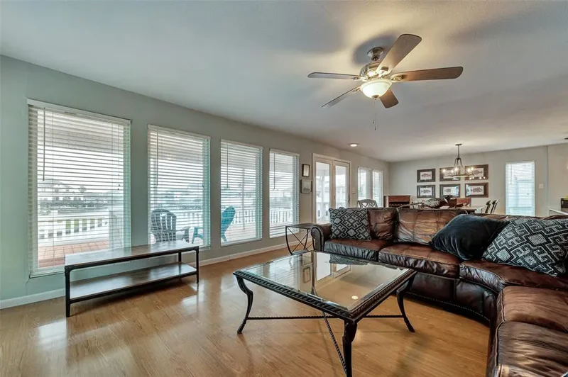 1327 Tiki Drive, Galveston, Texas, United States. - Photo 44