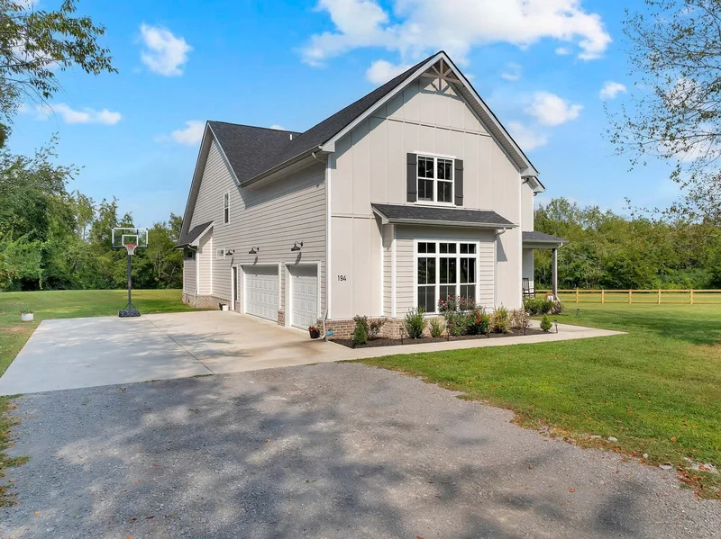 194 Volunteer Rd, Murfreesboro, TN 37128, Murfreesboro, Tennessee, United States. - Photo 90