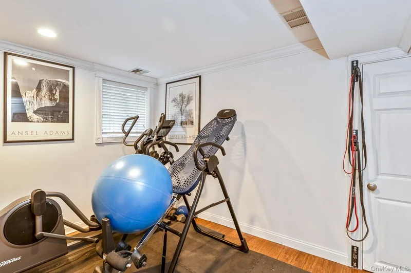 190 Northern Boulevard , Saint James, NY 11780, Saint James, New York, United States. - Photo 11