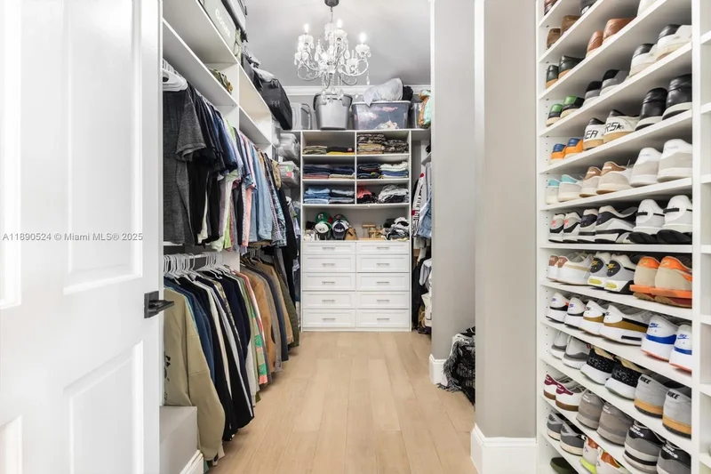 8521 SW 145th St, Coral Gables, Florida, United States. - Photo 13