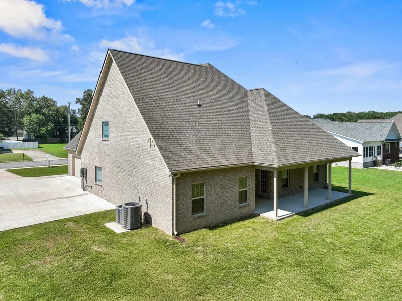 195 Hamilton Ct, Manchester, TN 37355, Manchester, Tennessee, United States. - Photo 3