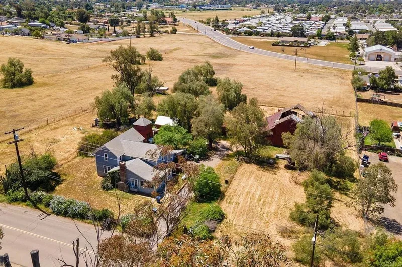 915 9TH ST, Ramona, CA 92065, Ramona, California, United States. - Photo 10