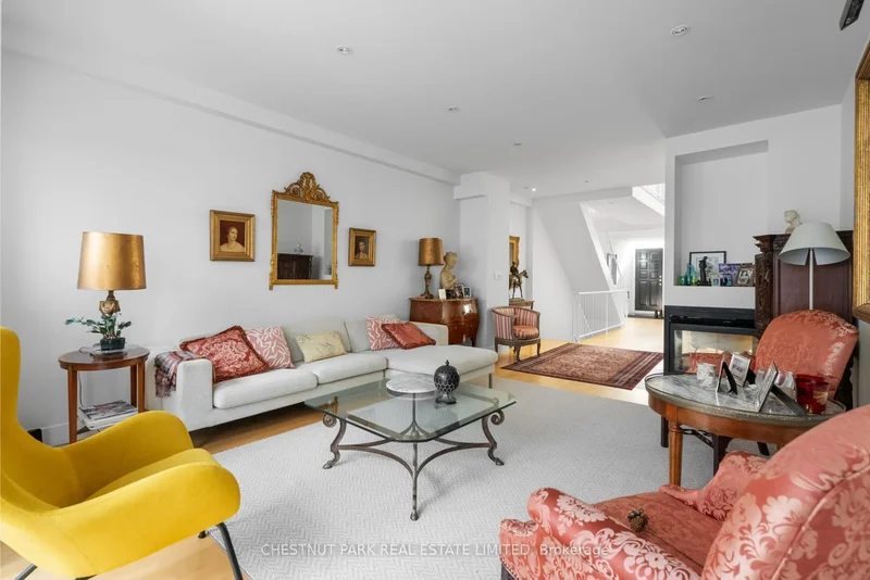 68 Belmont Street, Toronto, Ontario, Canada. - Photo 9