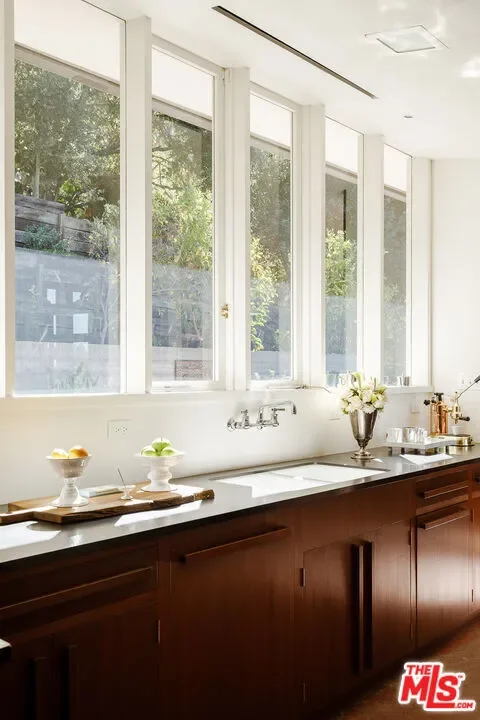 1430 Avon Terrace, Los Angeles, California, United States. - Photo 18