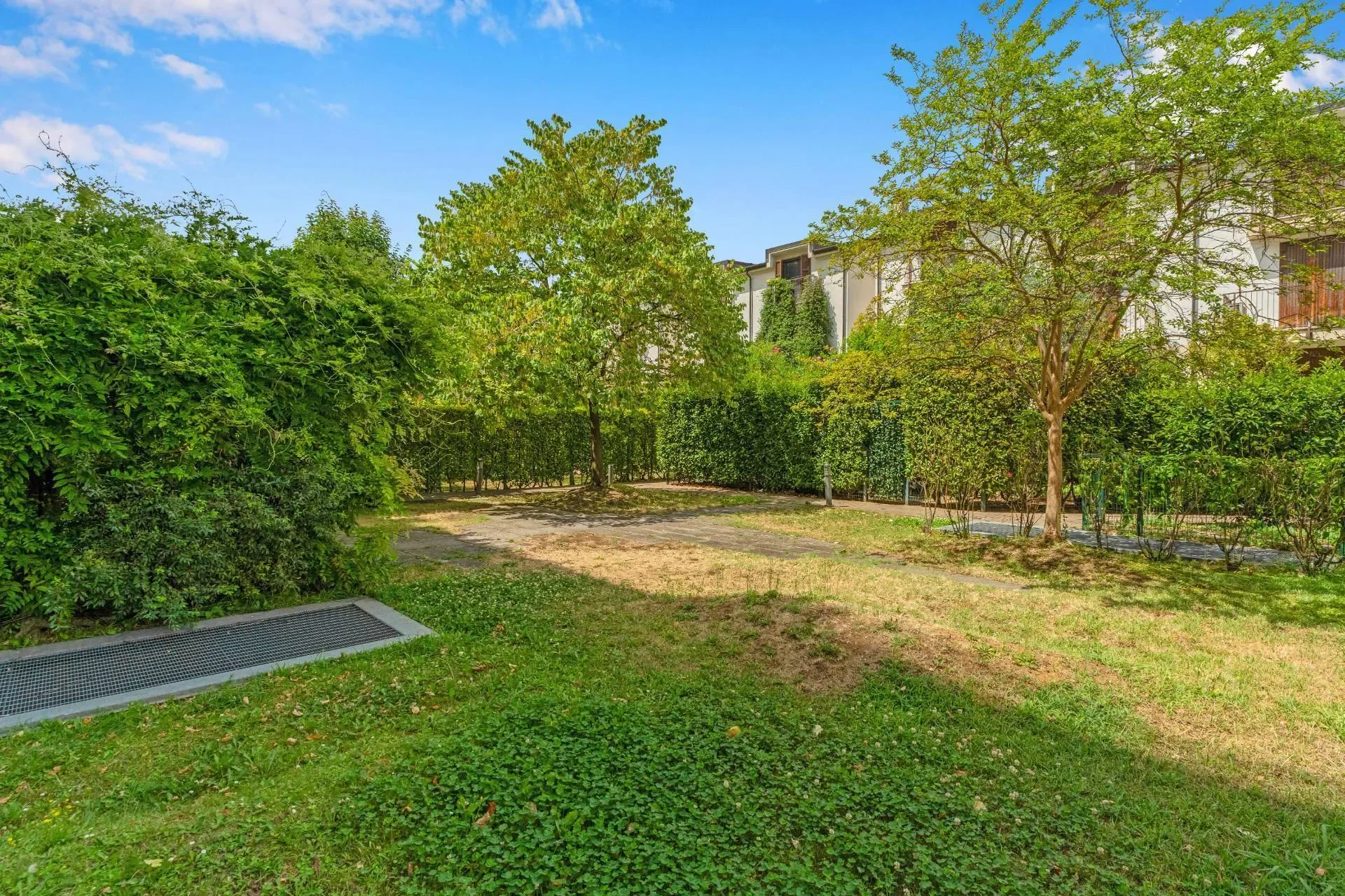 Residential Property For Sale In Milano (Italy)