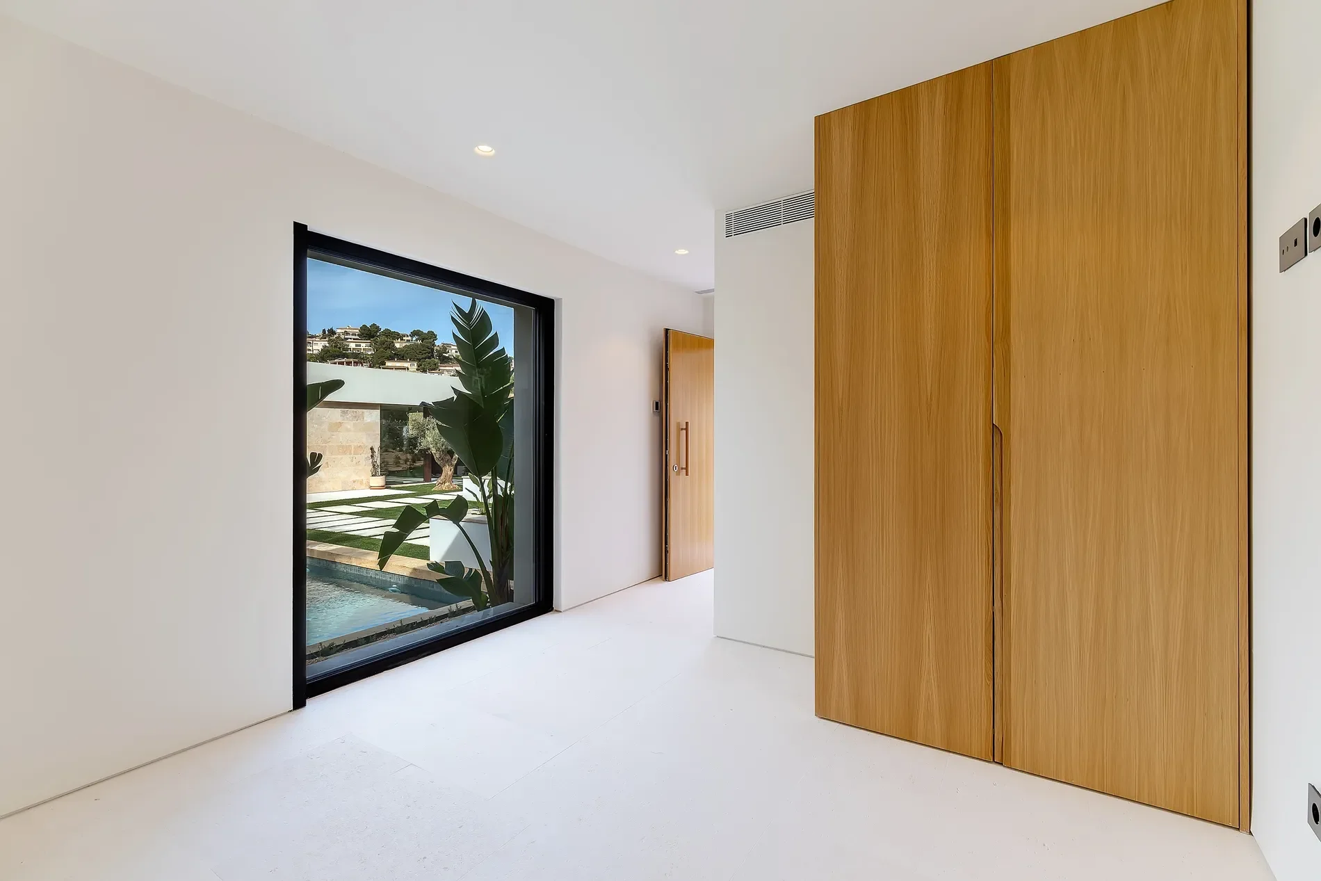 Gallery photo 10