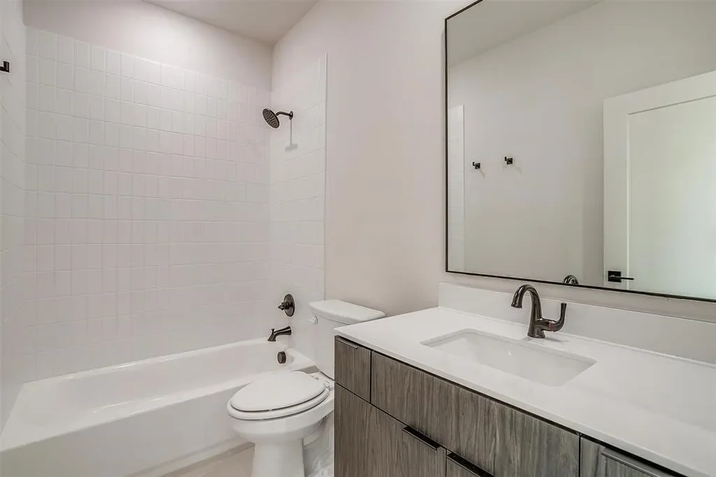 213 Lantern Ridge Drive, Aledo, Texas, United States. - Photo 30