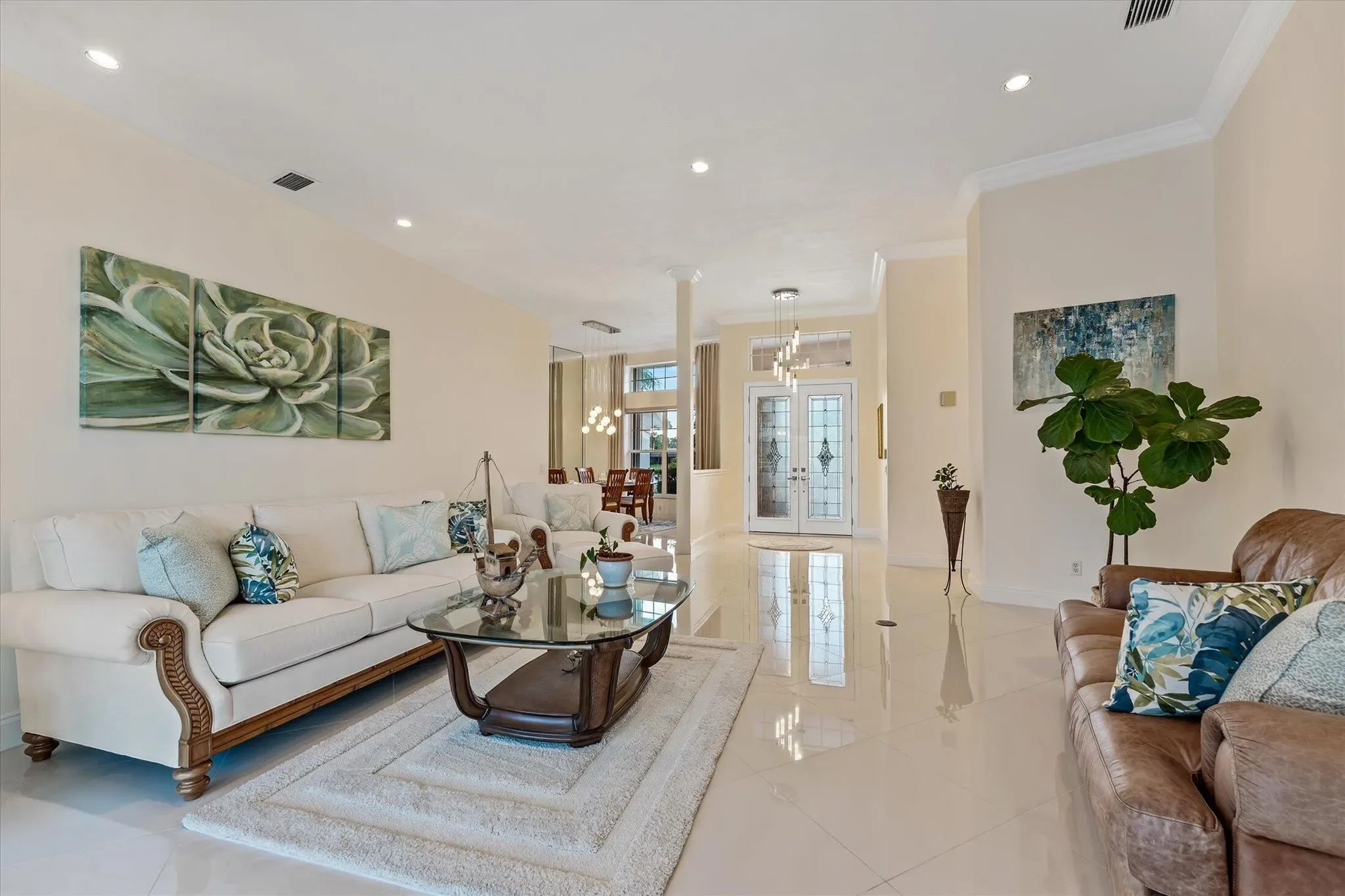 Gallery photo 2