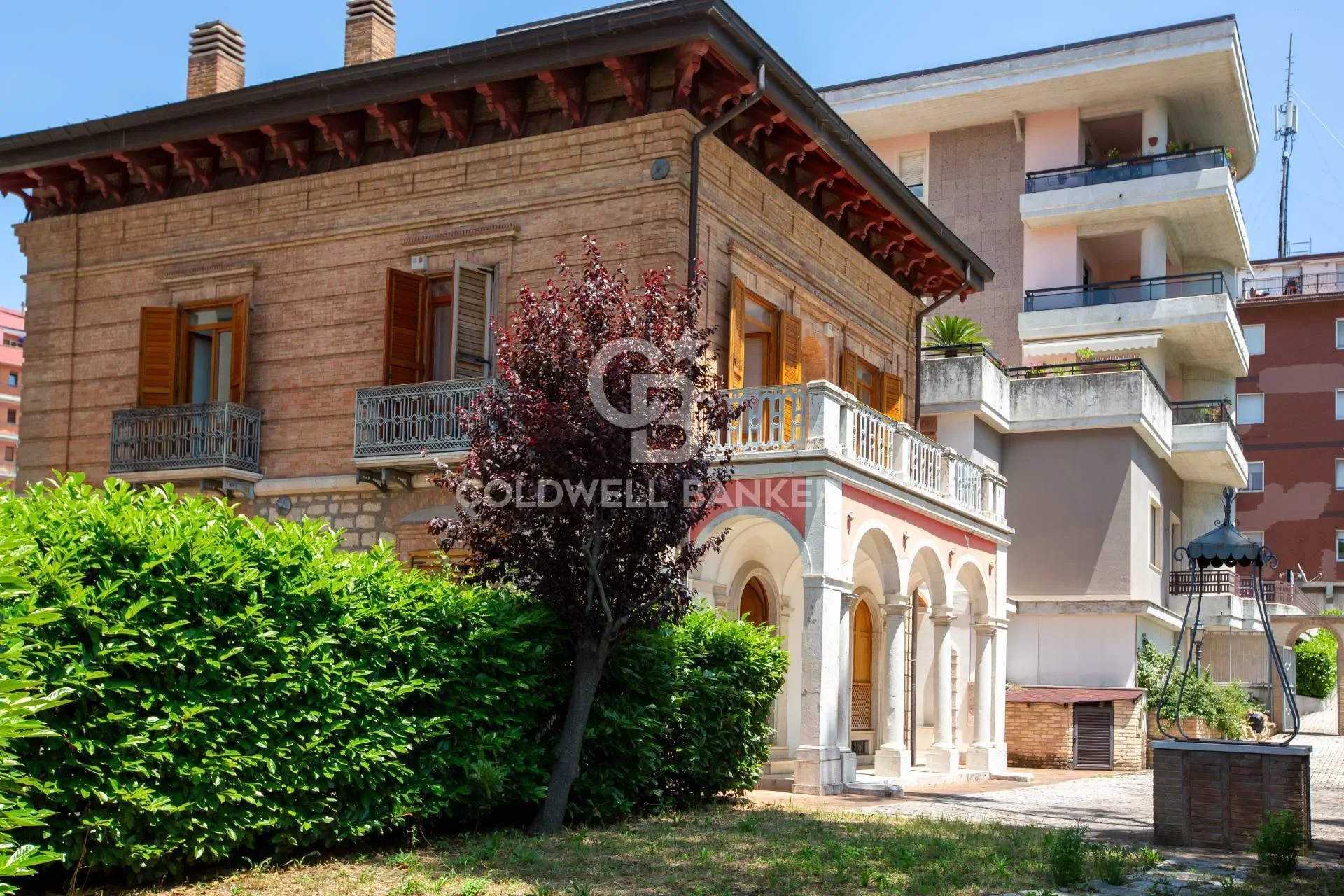via IV novembre 22, Campobasso, Molise, Italy. - Photo 66