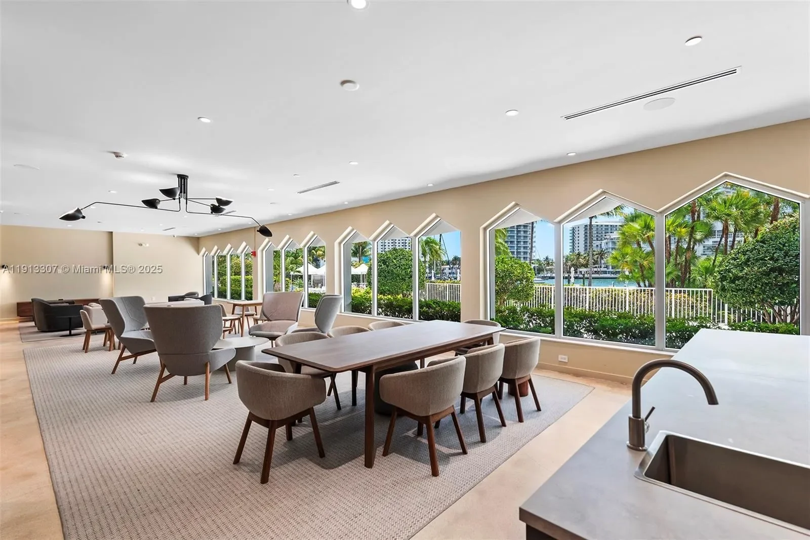 20 Island Ave, Miami Beach, Florida, United States. - Photo 16
