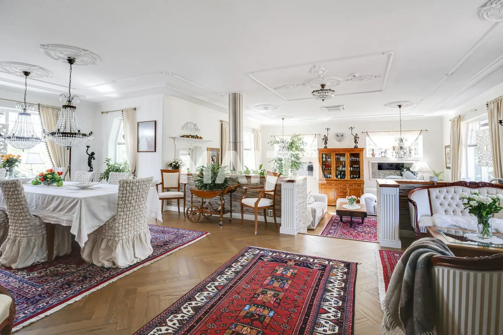 Gallery photo 3