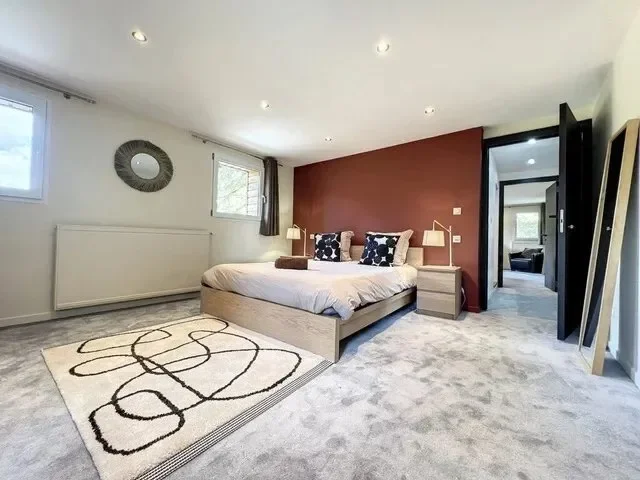 Gallery photo 4