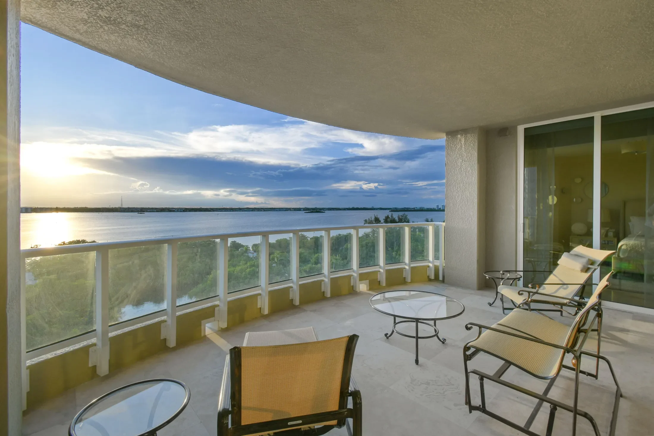 5050 N Ocean Drive 703, Riviera Beach, Florida, United States. - Photo 17