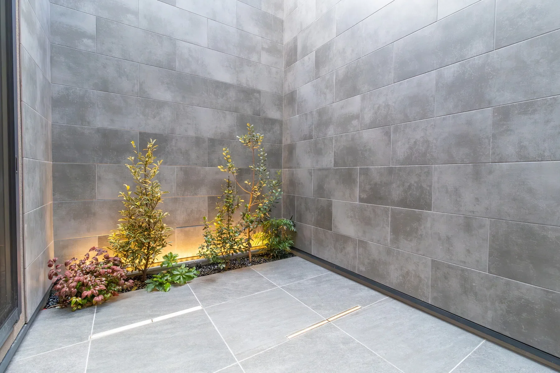 Exterior photo 3