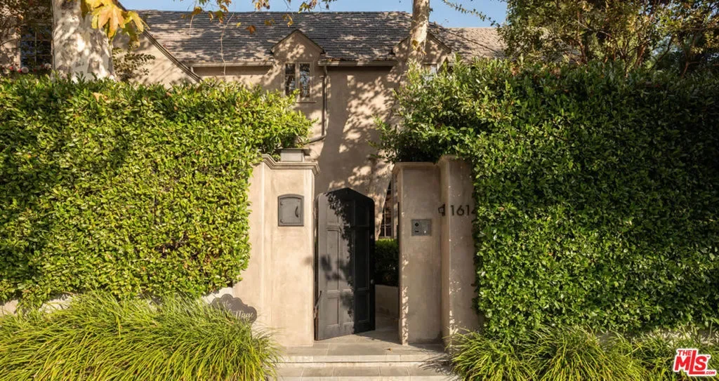 1614 N Fairfax Avenue, Los Angeles, California, United States. - Photo 18