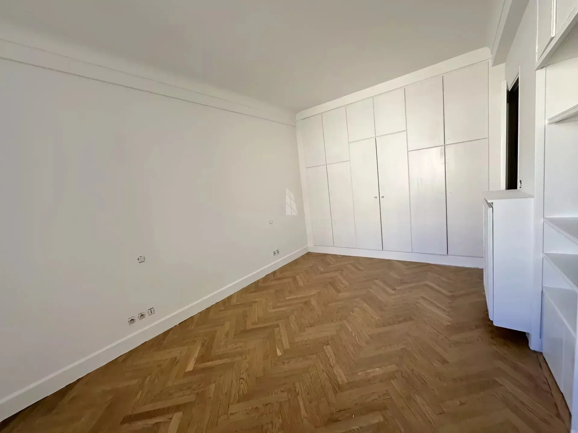 Gallery photo 2