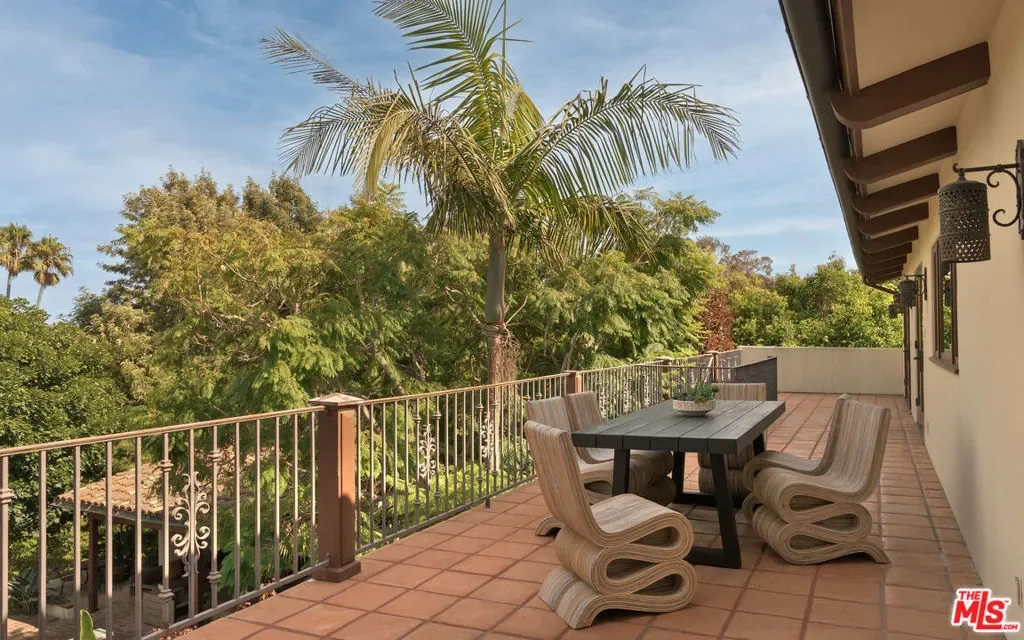 7046 Grasswood Avenue, Malibu, California, United States. - Photo 33