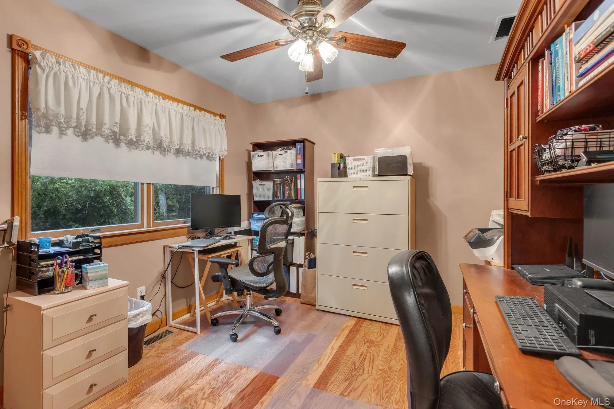 501 Wading River Road, Manorville, New York, United States. - Photo 11