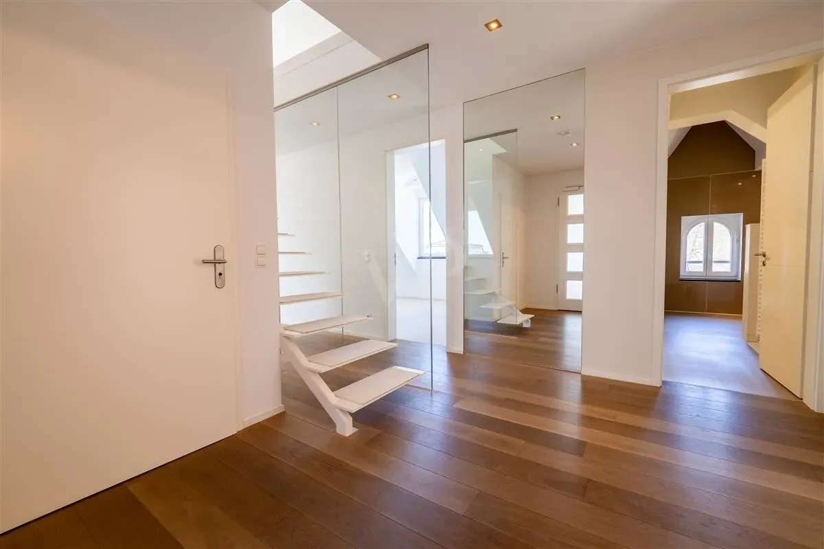 Gallery photo 5