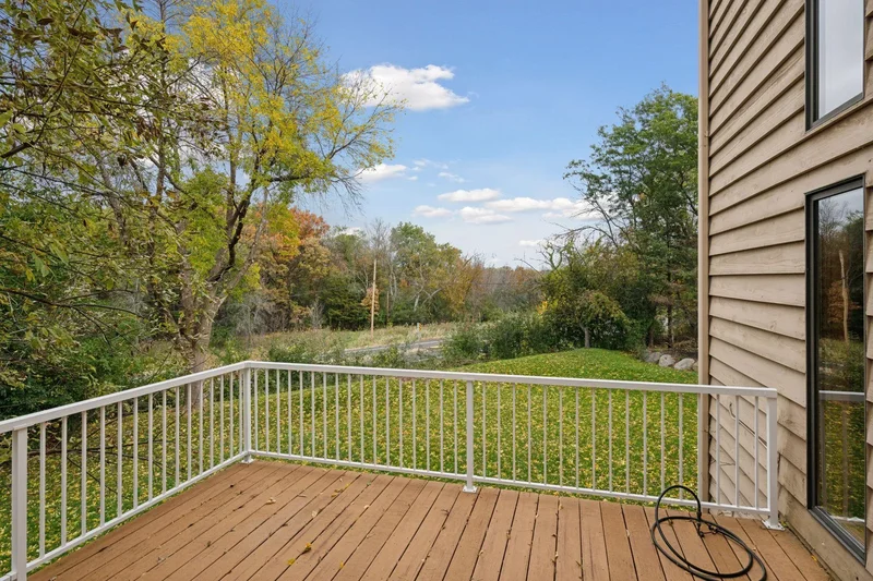 7325 Bush Lake Drive, Bloomington, MN 55438, Minneapolis, Minnesota, United States. - Photo 27