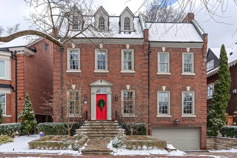 71 Chestnut Park Rd, Toronto, ON M4W 1W7, Toronto, Ontario, Canada. - Photo 4